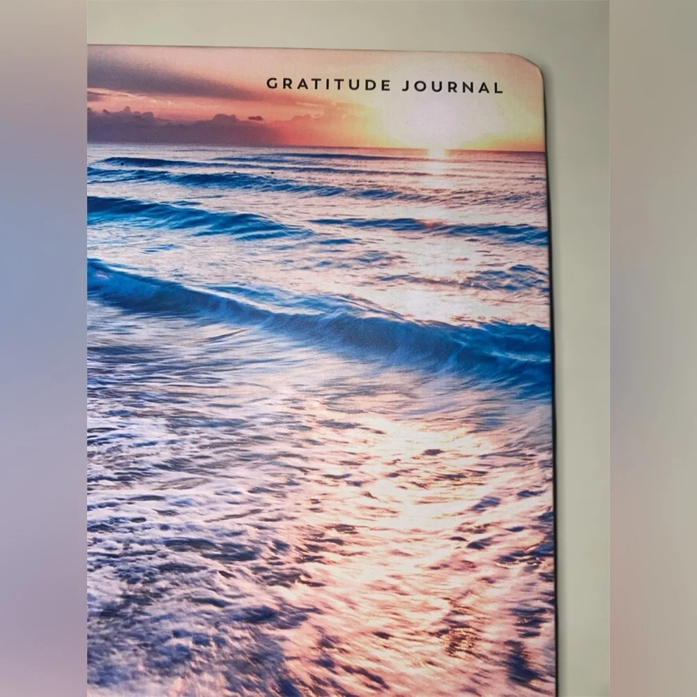 Gratitude Journal with Beach Sunset Cover || NWOT || 6x8